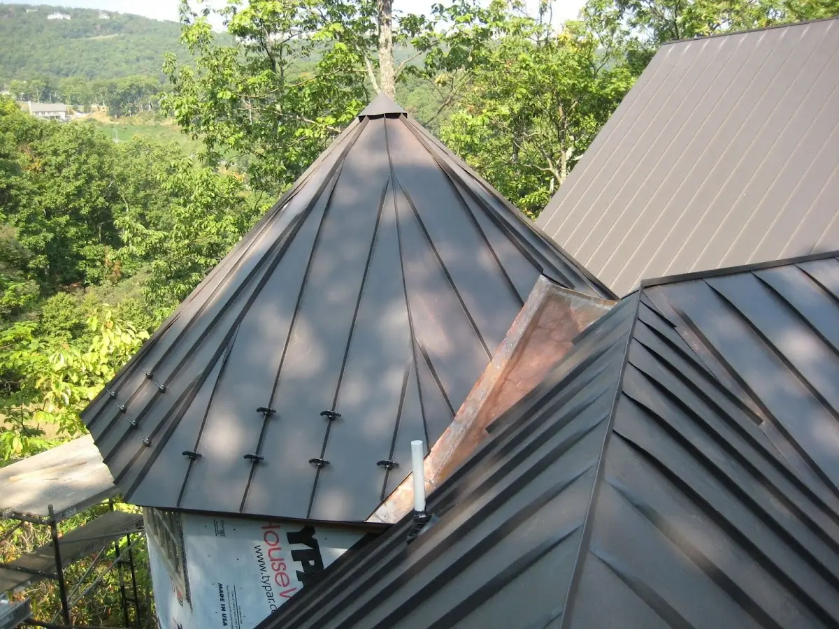 Professional Shingle Replacement & Repair by Craftsman Roofing in Hobart